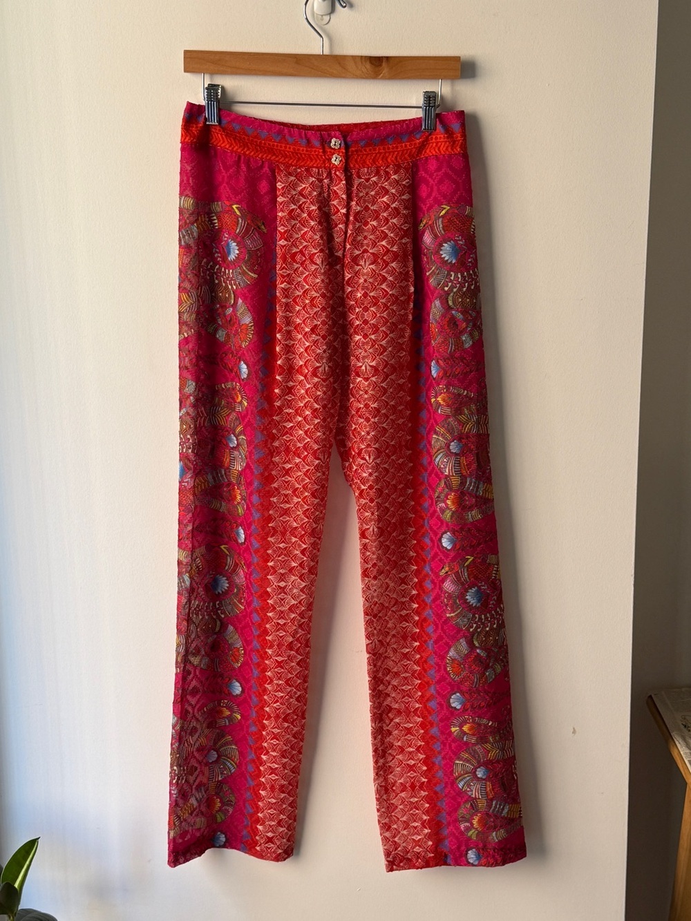 Pin-Up Stars Pink & Red Block Printed Wide-Leg Pants